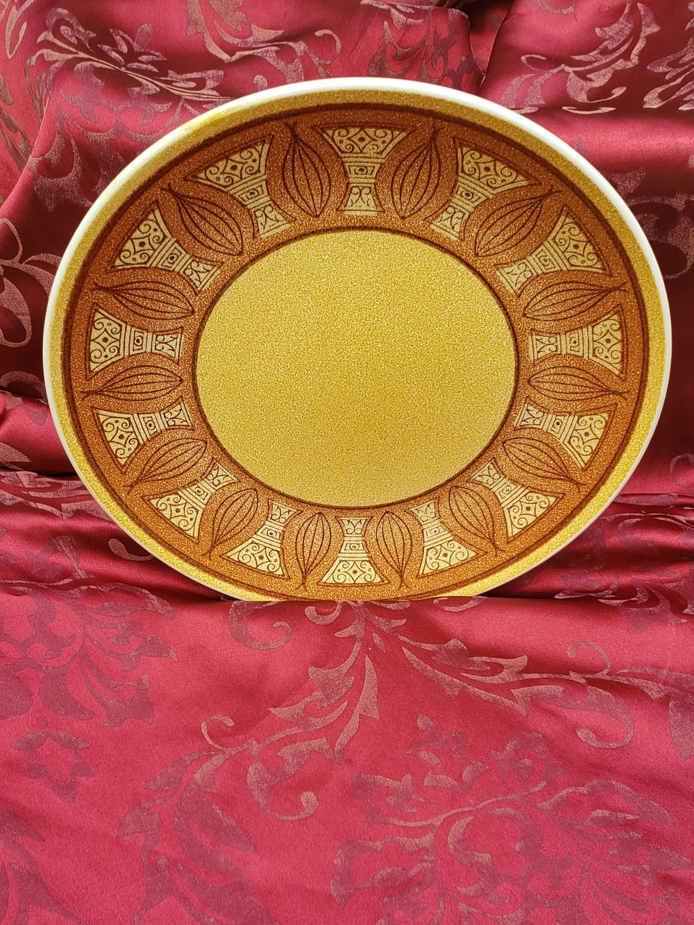 Vintage Taylor Smith & Taylor Honey Gold Ironstone dinner plate